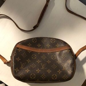 Authentic Louis Vuitton Blois Crossbody